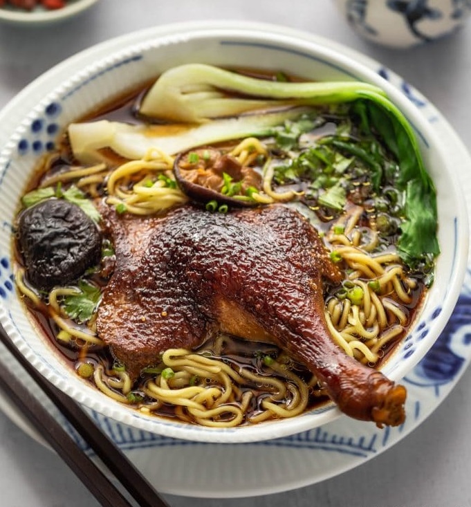 Mì Vịt Tiềm Vietnamese Duck Noodles Soup