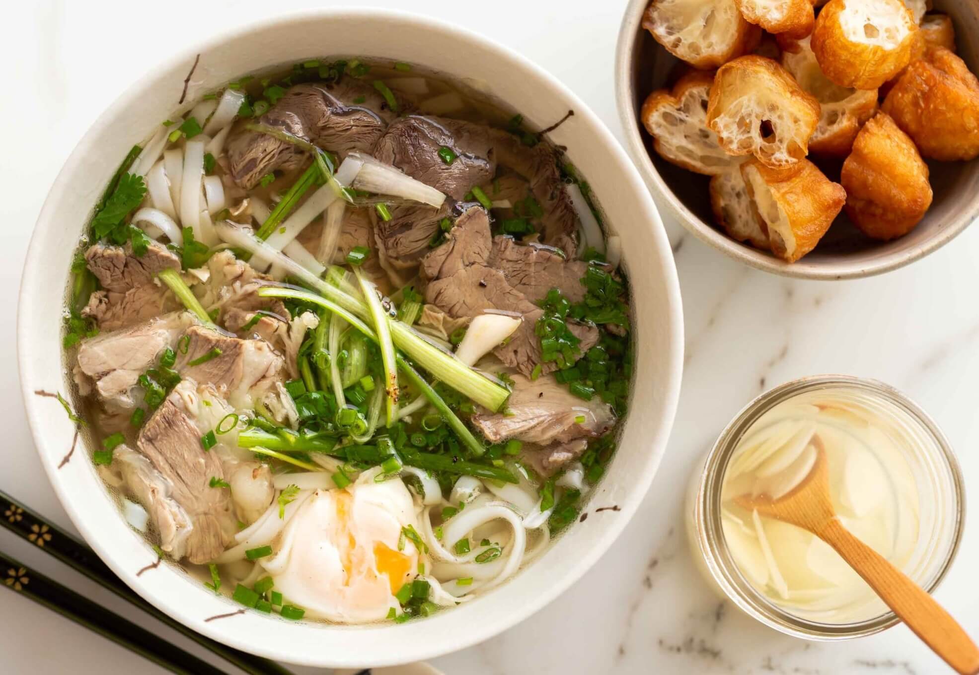 Phở Bò Recipe- Vietnamese Traditional Beef Noodles Soup