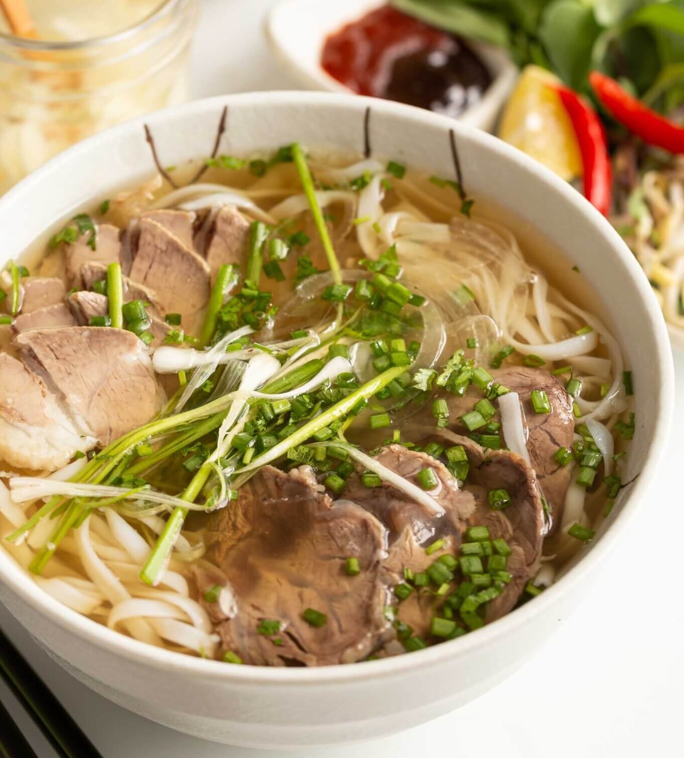 Phở Bò Recipe- Vietnamese Traditional Beef Noodles Soup