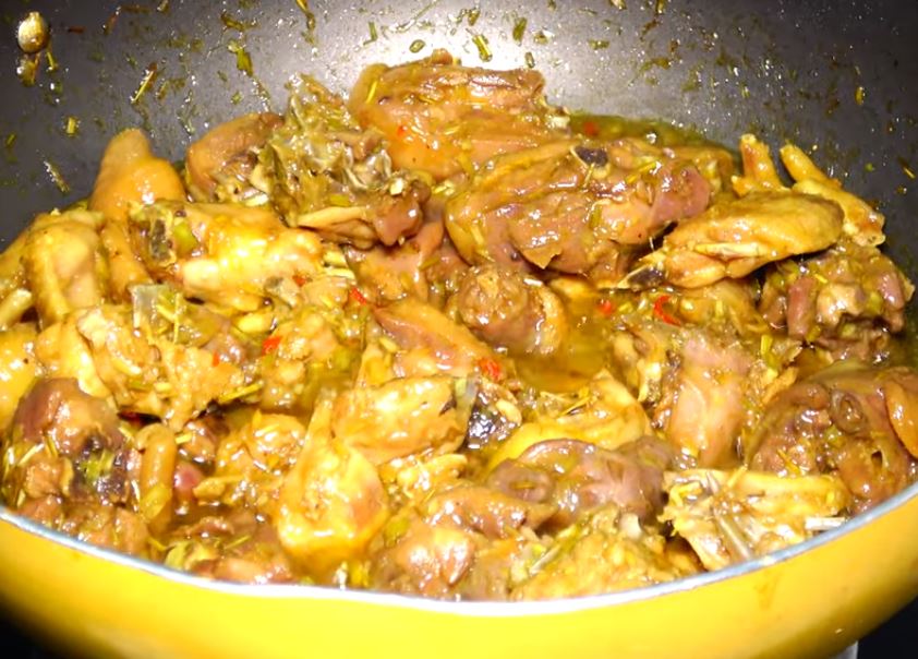 Ga Xao Sa Ot Vietnamese Spicy Lemongrass chicken